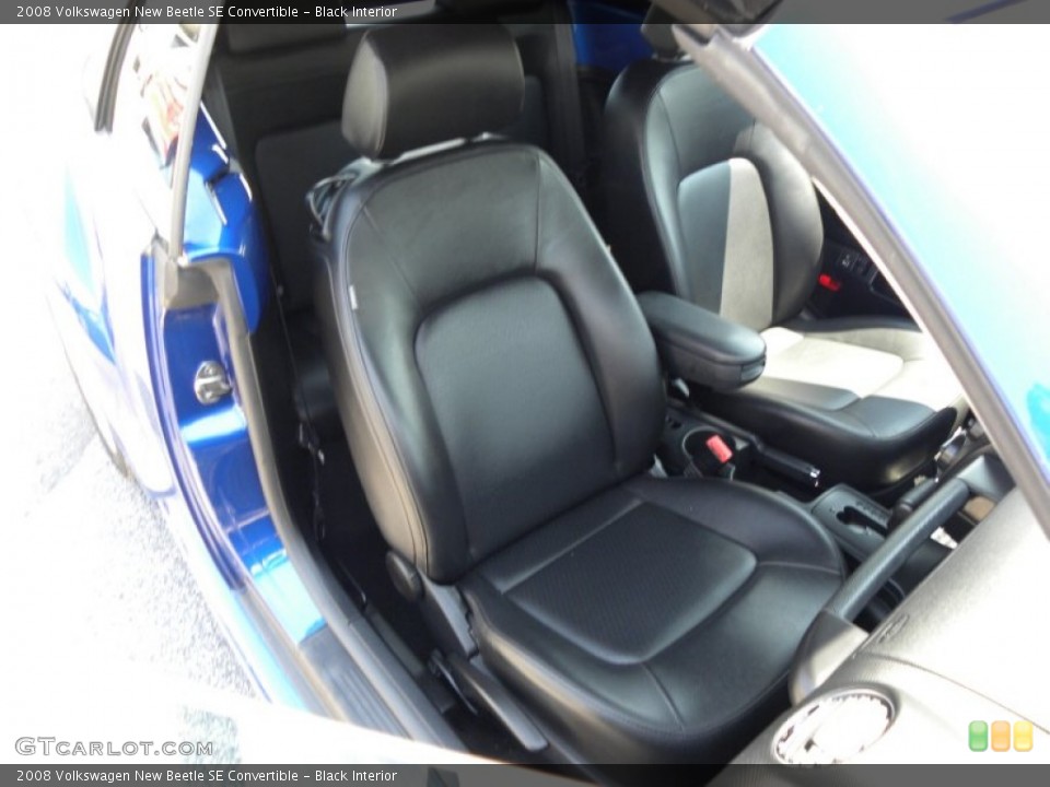 Black Interior Photo for the 2008 Volkswagen New Beetle SE Convertible #50737650