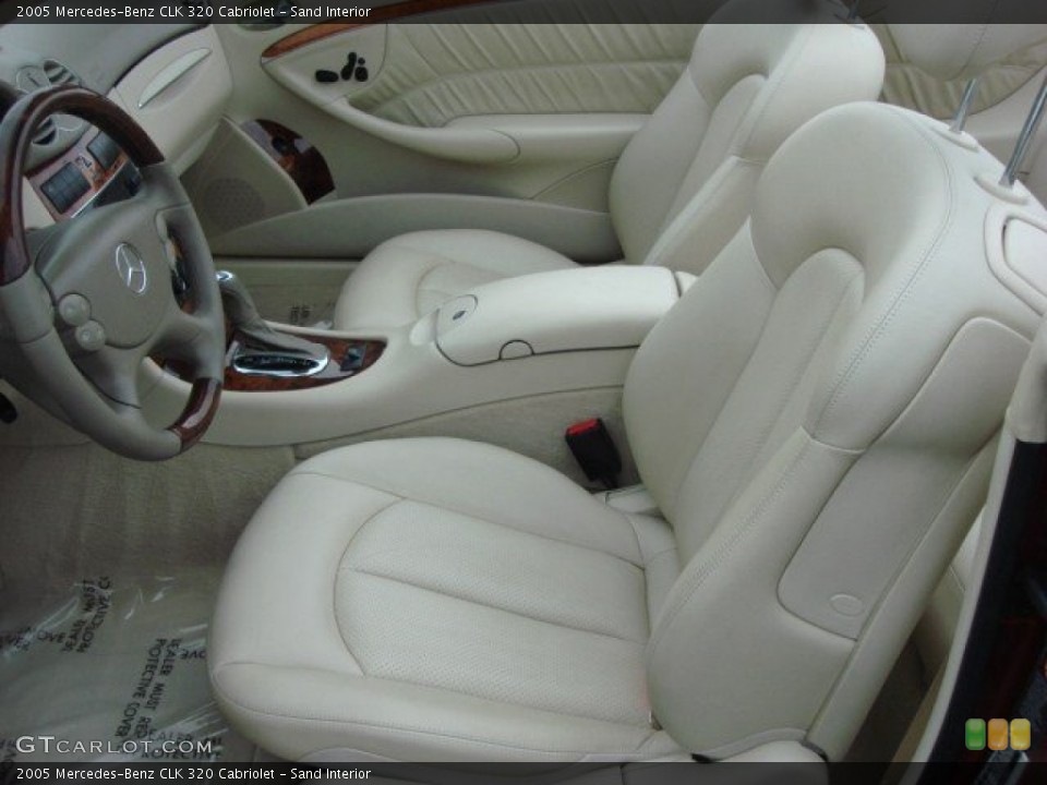 Sand Interior Photo for the 2005 Mercedes-Benz CLK 320 Cabriolet #50742258