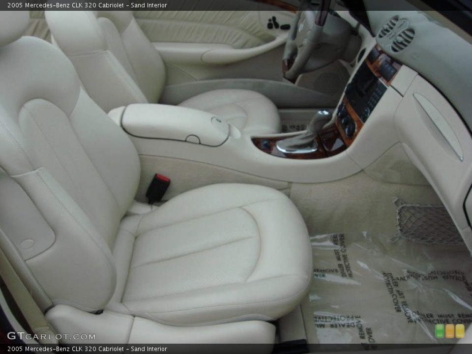 Sand Interior Photo for the 2005 Mercedes-Benz CLK 320 Cabriolet #50742300