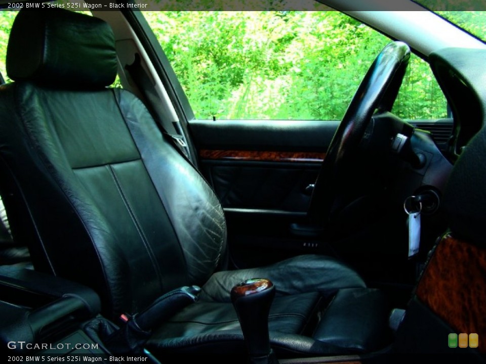 Black Interior Photo for the 2002 BMW 5 Series 525i Wagon #50748081