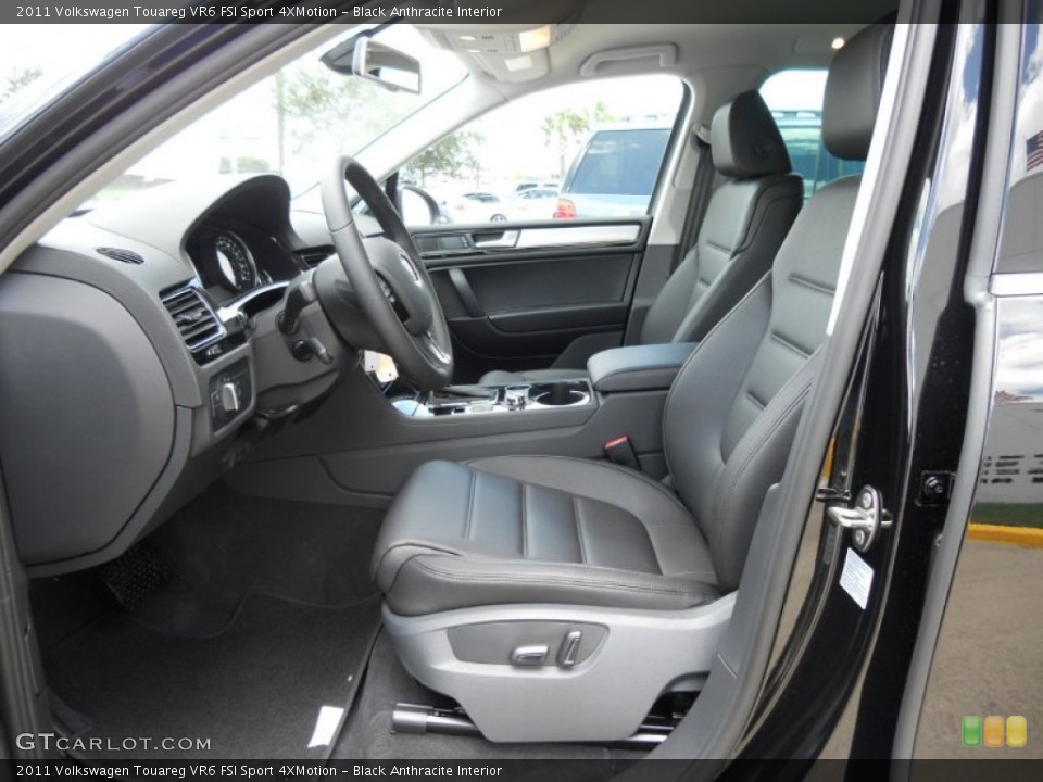 Black Anthracite Interior Photo for the 2011 Volkswagen Touareg VR6 FSI Sport 4XMotion #50751951