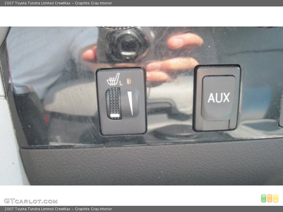 Graphite Gray Interior Controls for the 2007 Toyota Tundra Limited CrewMax #50753910