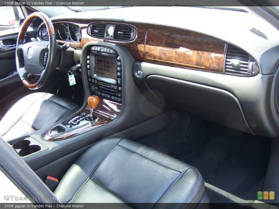 Charcoal Interior Dashboard for the 2008 Jaguar XJ Vanden Plas #50753934