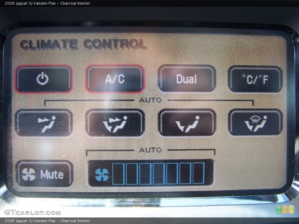 Charcoal Interior Controls for the 2008 Jaguar XJ Vanden Plas #50754168