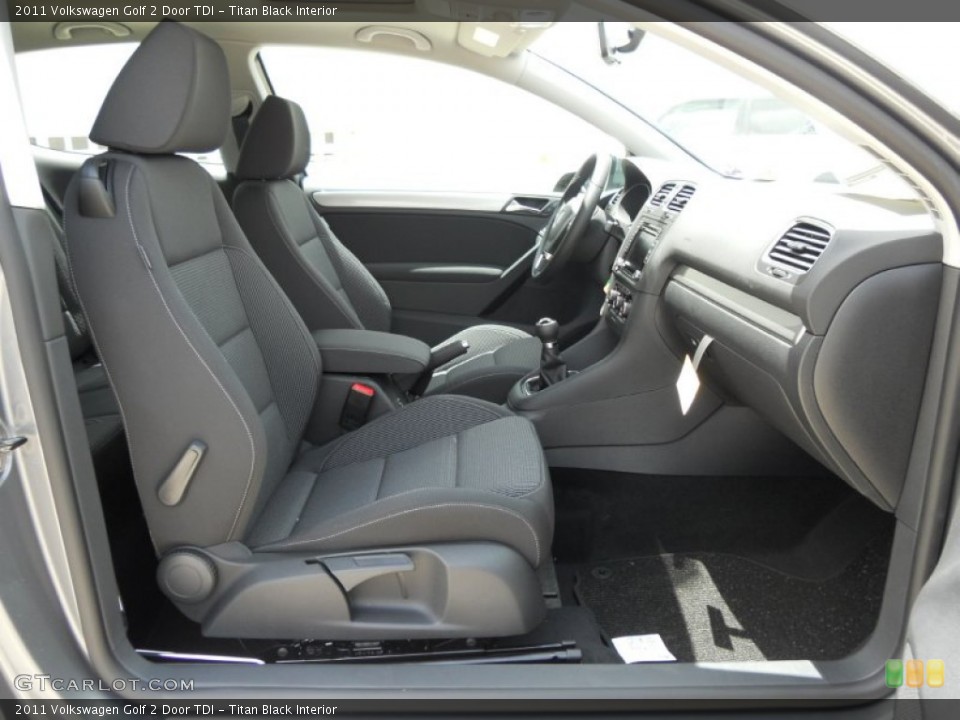 Titan Black Interior Photo for the 2011 Volkswagen Golf 2 Door TDI #50754429