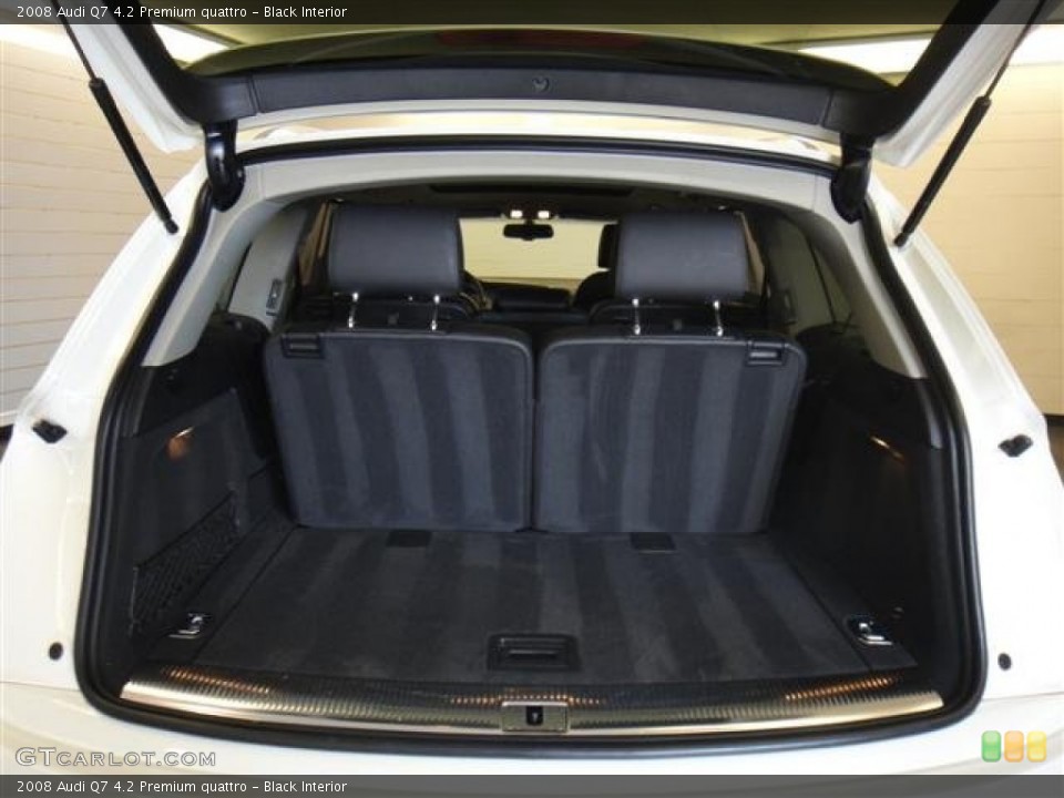 Black Interior Trunk for the 2008 Audi Q7 4.2 Premium quattro #50754916