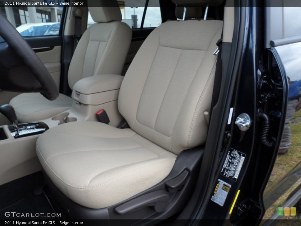 Beige Interior Photo for the 2011 Hyundai Santa Fe GLS #50761482