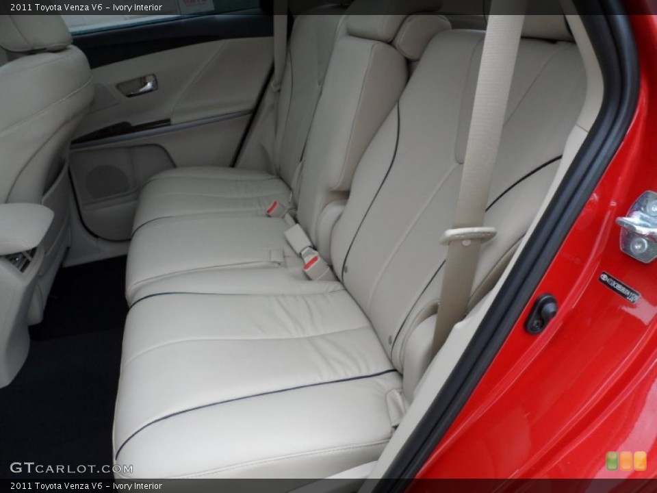 Ivory Interior Photo for the 2011 Toyota Venza V6 #50763234
