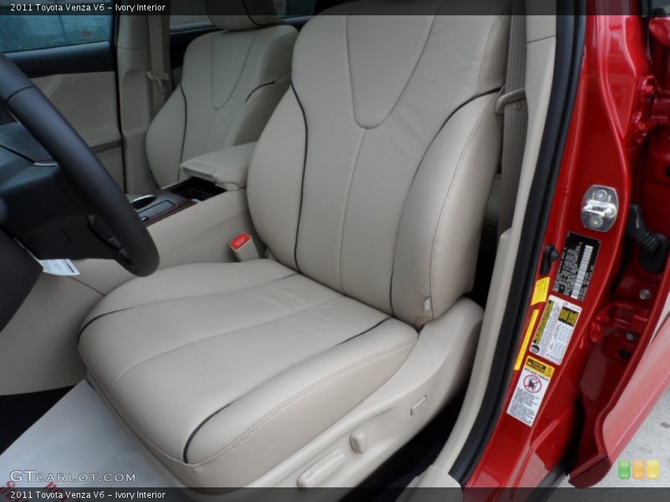 Ivory Interior Photo for the 2011 Toyota Venza V6 #50763267