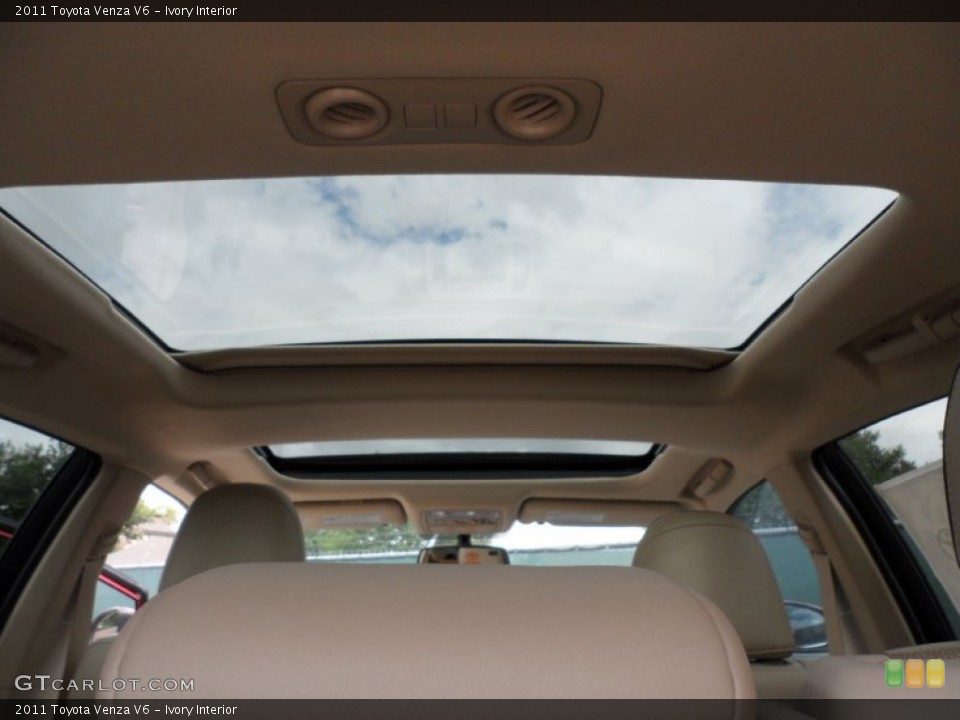 Ivory Interior Sunroof for the 2011 Toyota Venza V6 #50763291