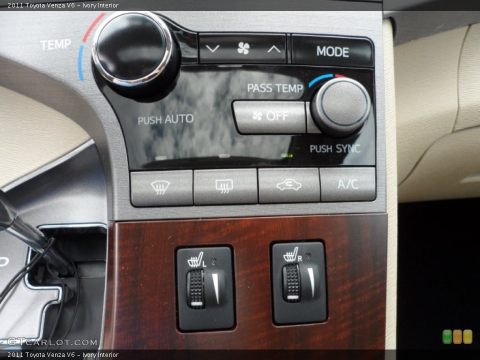 Ivory Interior Controls for the 2011 Toyota Venza V6 #50763339