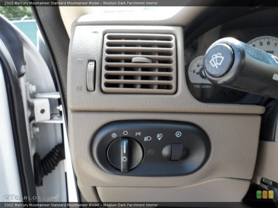 Medium Dark Parchment Interior Controls for the 2002 Mercury Mountaineer  #50766207