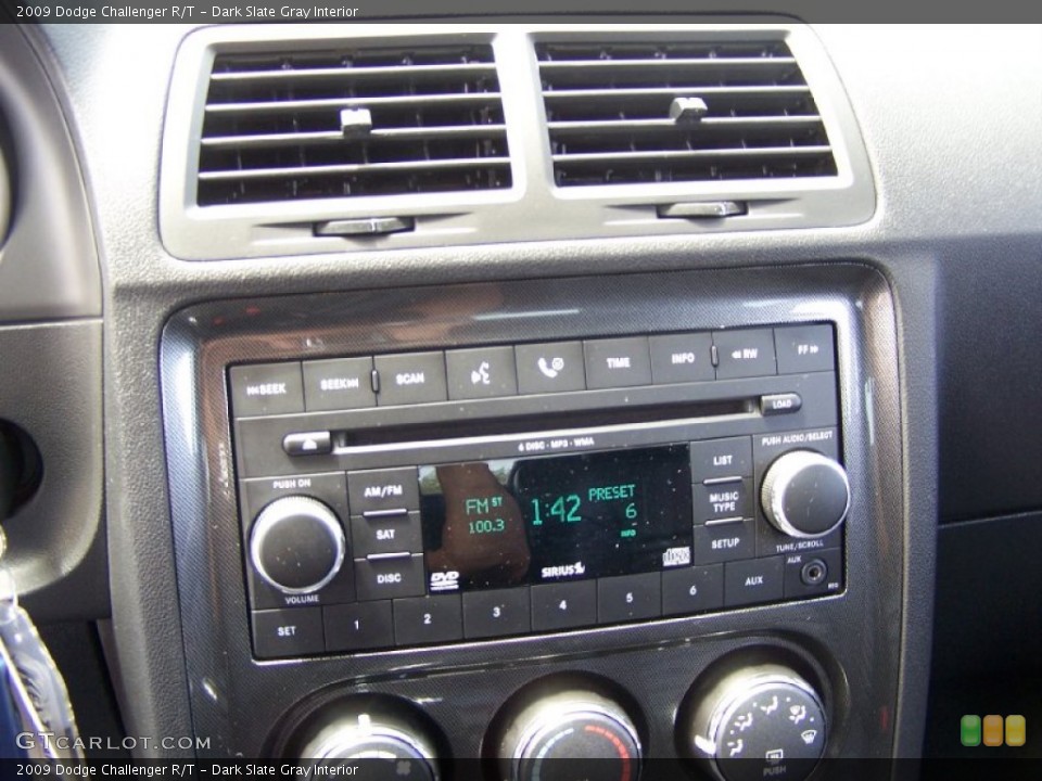 Dark Slate Gray Interior Controls for the 2009 Dodge Challenger R/T #50767530