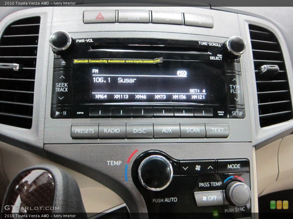 Ivory Interior Controls for the 2010 Toyota Venza AWD #50771949