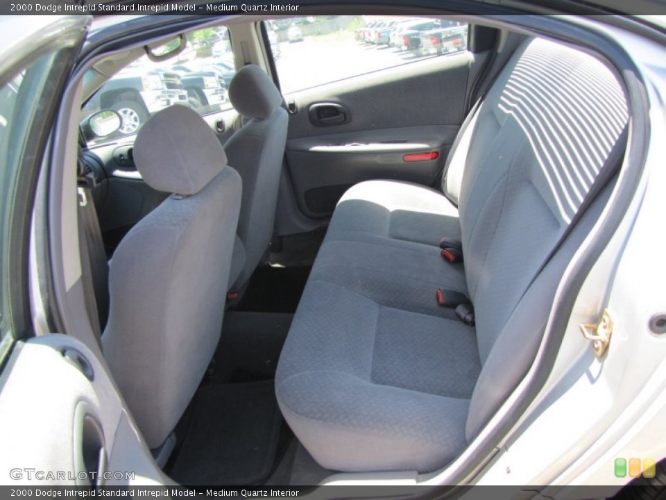 Medium Quartz Interior Photo for the 2000 Dodge Intrepid  #50773572