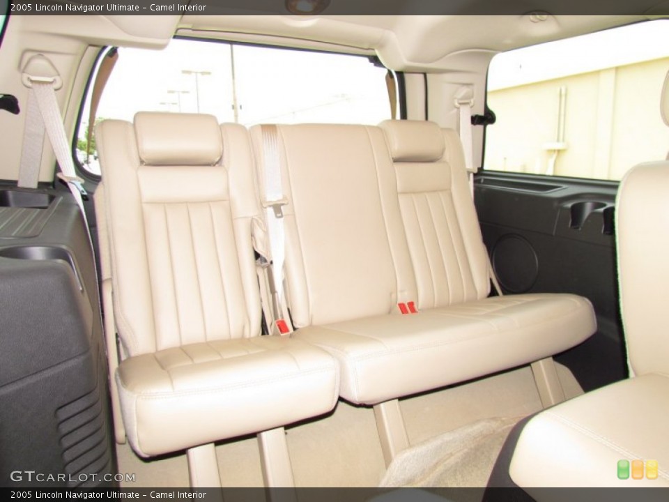 Camel Interior Photo for the 2005 Lincoln Navigator Ultimate #50775177