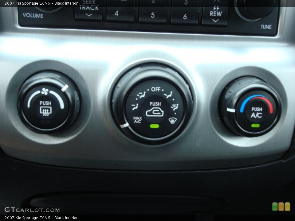 Black Interior Controls for the 2007 Kia Sportage EX V6 #50778618