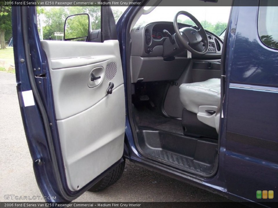 Medium Flint Grey Interior Photo for the 2006 Ford E Series Van E250 Passenger Commercial #50779014