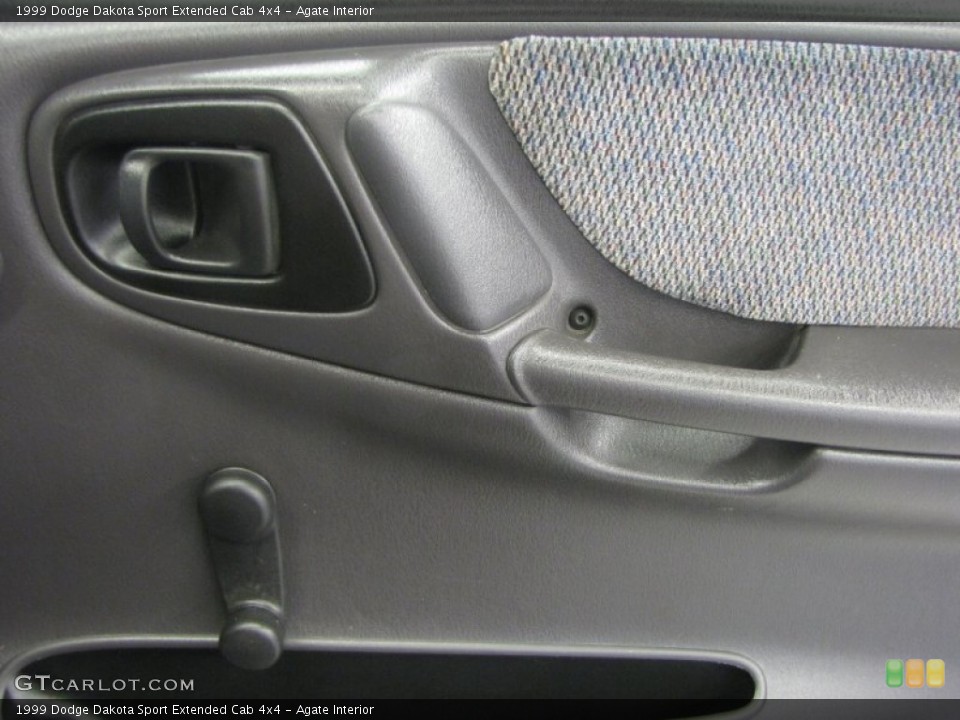 Agate Interior Door Panel for the 1999 Dodge Dakota Sport Extended Cab 4x4 #50780394