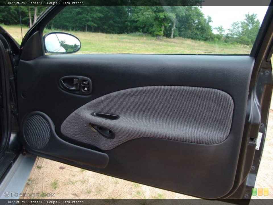 Black Interior Door Panel for the 2002 Saturn S Series SC1 Coupe #50781696