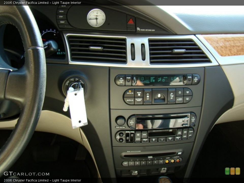 Light Taupe Interior Controls for the 2006 Chrysler Pacifica Limited #50781957