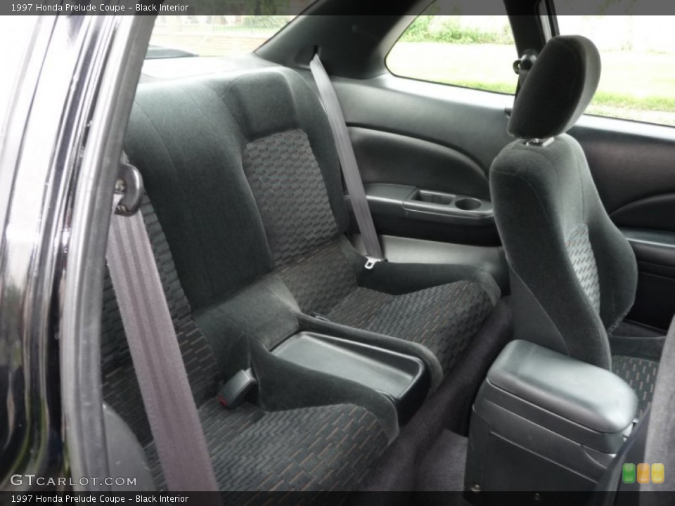 Black Interior Photo for the 1997 Honda Prelude Coupe #50784450
