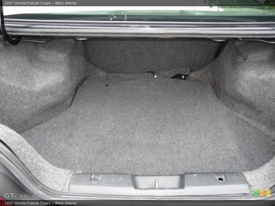 Black Interior Trunk for the 1997 Honda Prelude Coupe #50784516