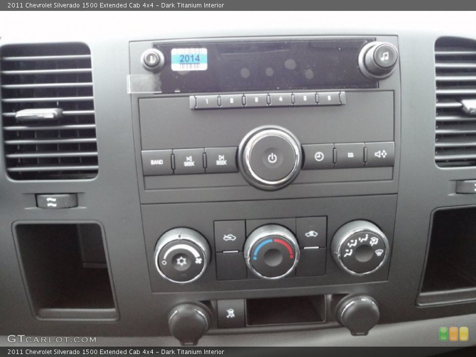 Dark Titanium Interior Controls for the 2011 Chevrolet Silverado 1500 Extended Cab 4x4 #50788002