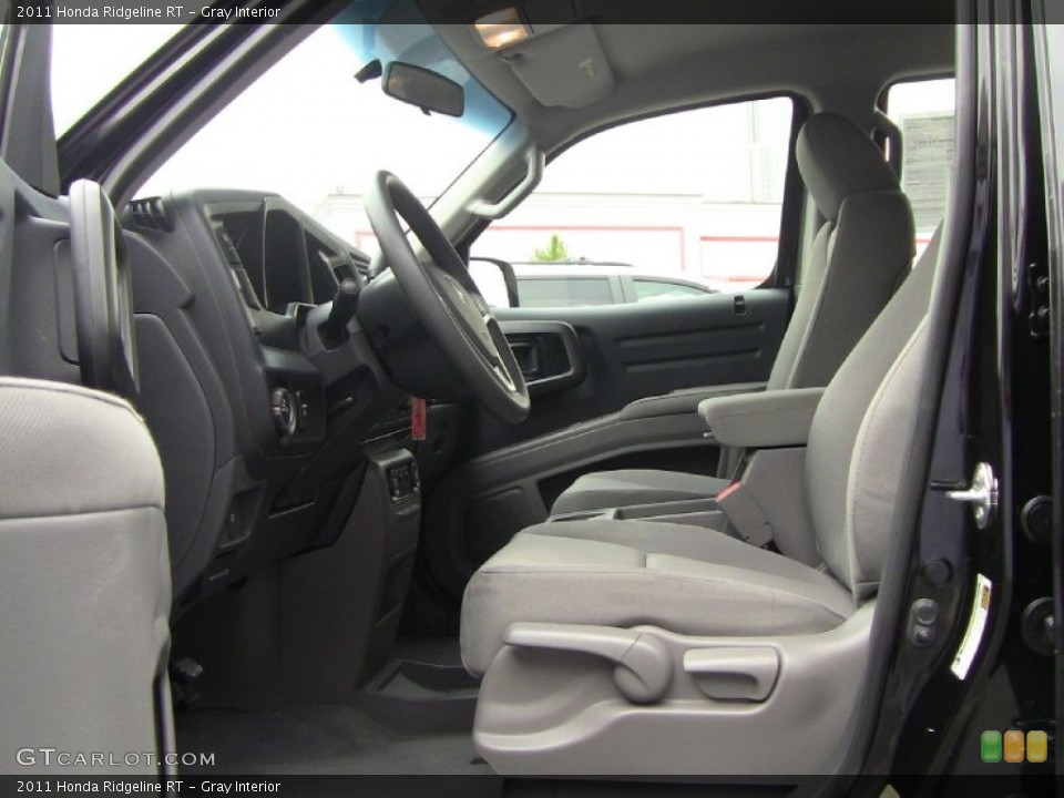 Gray Interior Photo for the 2011 Honda Ridgeline RT #50794302