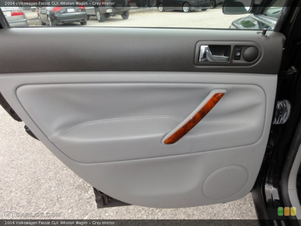 Grey Interior Door Panel for the 2004 Volkswagen Passat GLX 4Motion Wagon #50795469