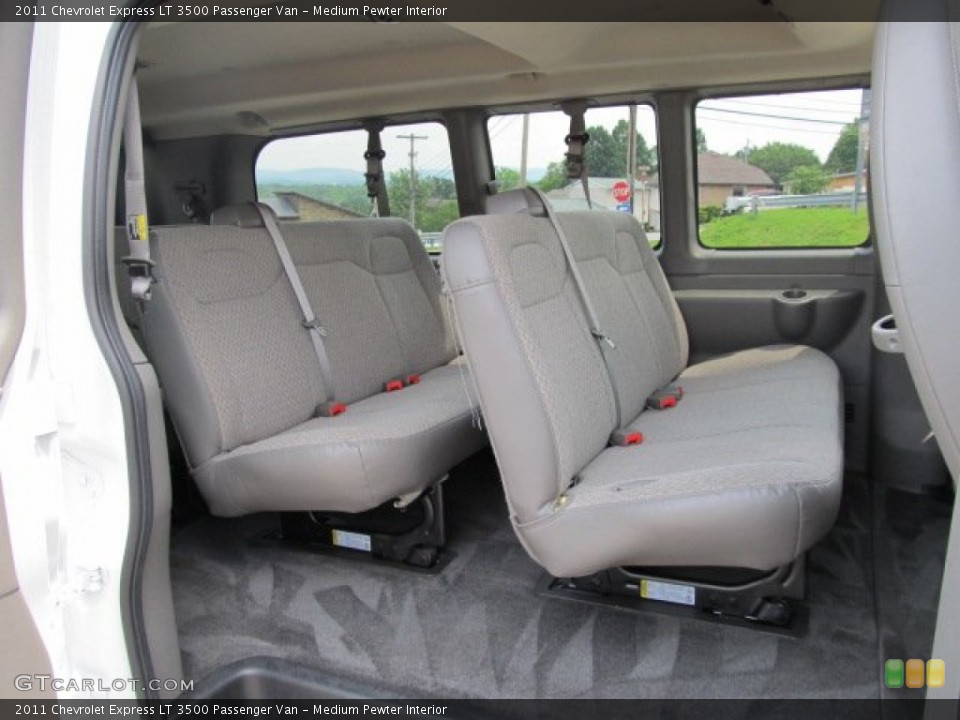 Medium Pewter Interior Photo for the 2011 Chevrolet Express LT 3500 Passenger Van #50797083