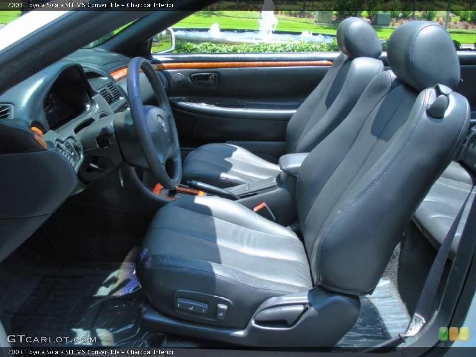 Charcoal Interior Photo for the 2003 Toyota Solara SLE V6 Convertible #50797431