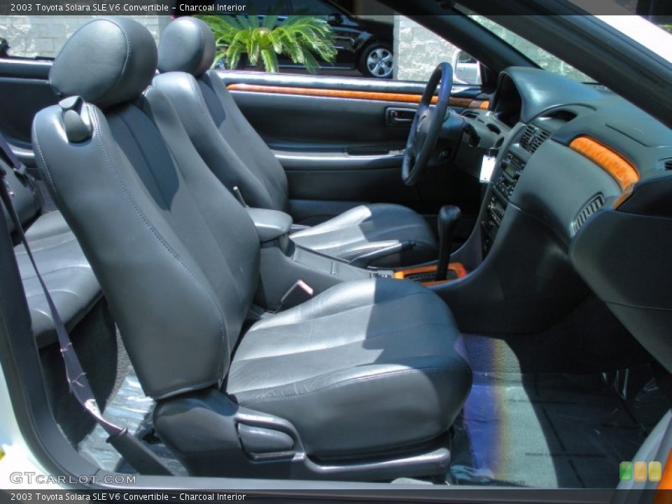 Charcoal Interior Photo for the 2003 Toyota Solara SLE V6 Convertible #50797475