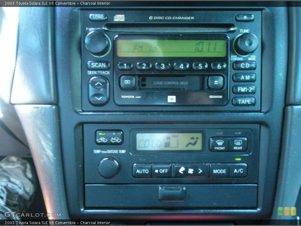 Charcoal Interior Controls for the 2003 Toyota Solara SLE V6 Convertible #50797575
