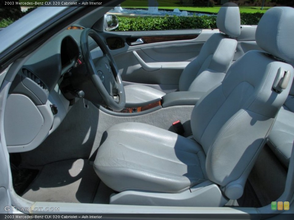 Ash Interior Photo for the 2003 Mercedes-Benz CLK 320 Cabriolet #50797869