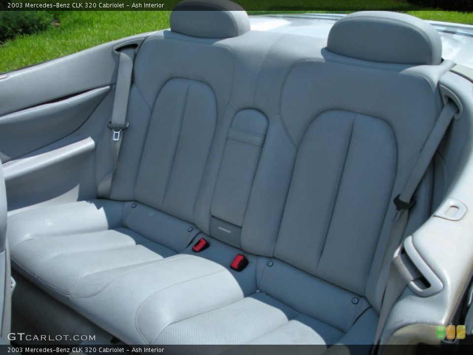 Ash Interior Photo for the 2003 Mercedes-Benz CLK 320 Cabriolet #50797902