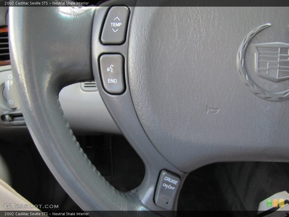Neutral Shale Interior Controls for the 2002 Cadillac Seville STS #50799081