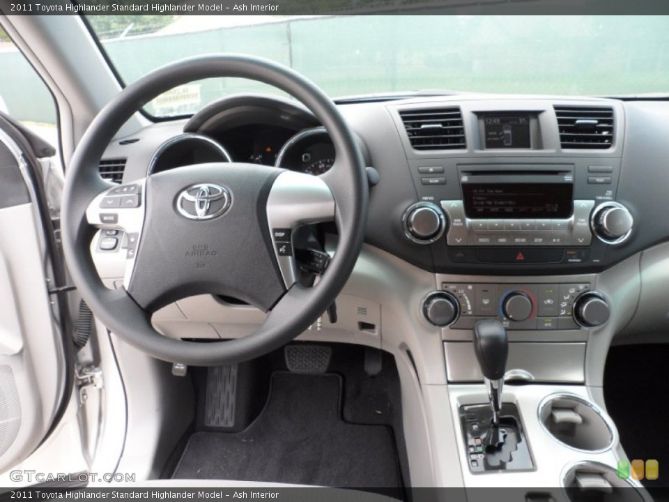 Ash Interior Dashboard for the 2011 Toyota Highlander  #50809497