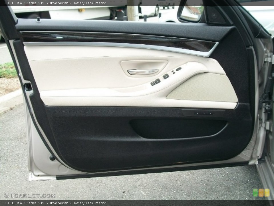 Oyster/Black Interior Door Panel for the 2011 BMW 5 Series 535i xDrive Sedan #50809827