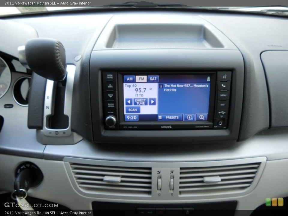 Aero Gray Interior Controls for the 2011 Volkswagen Routan SEL #50810862
