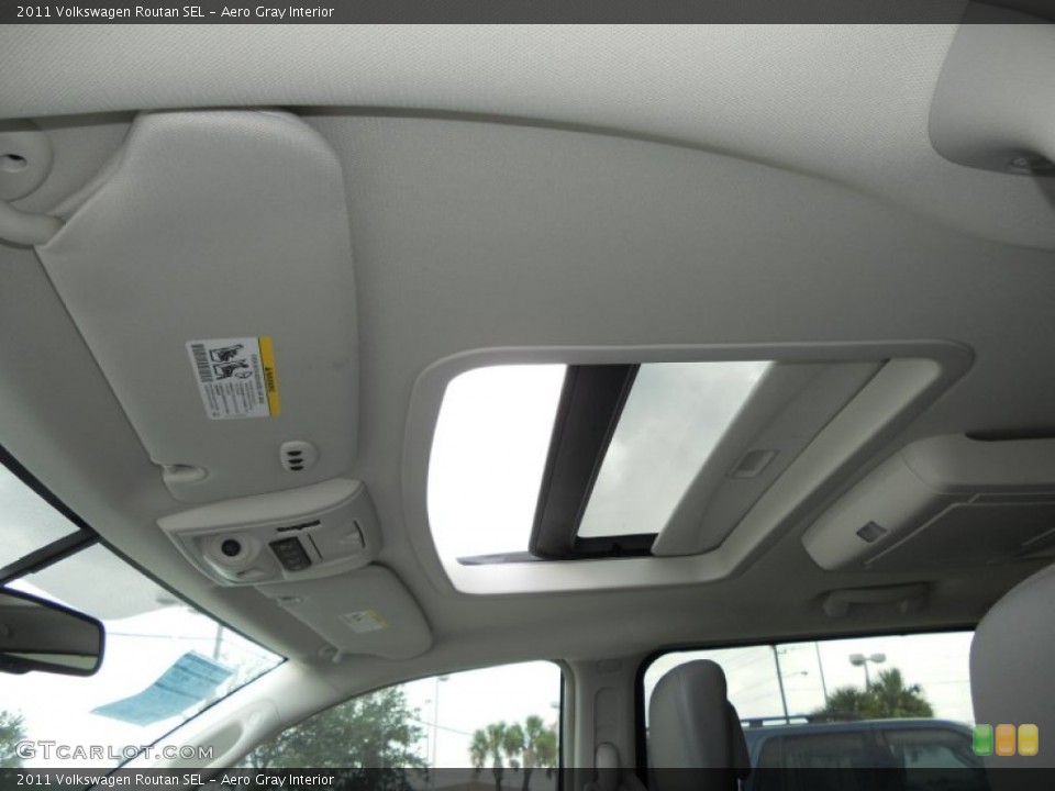 Aero Gray Interior Sunroof for the 2011 Volkswagen Routan SEL #50810943