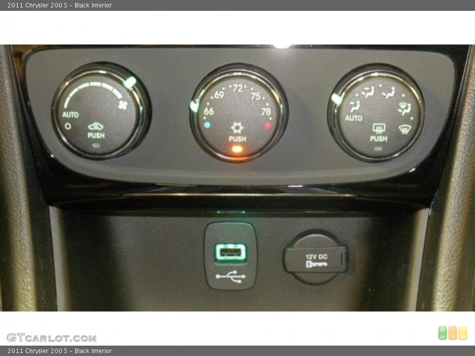 Black Interior Controls for the 2011 Chrysler 200 S #50813976