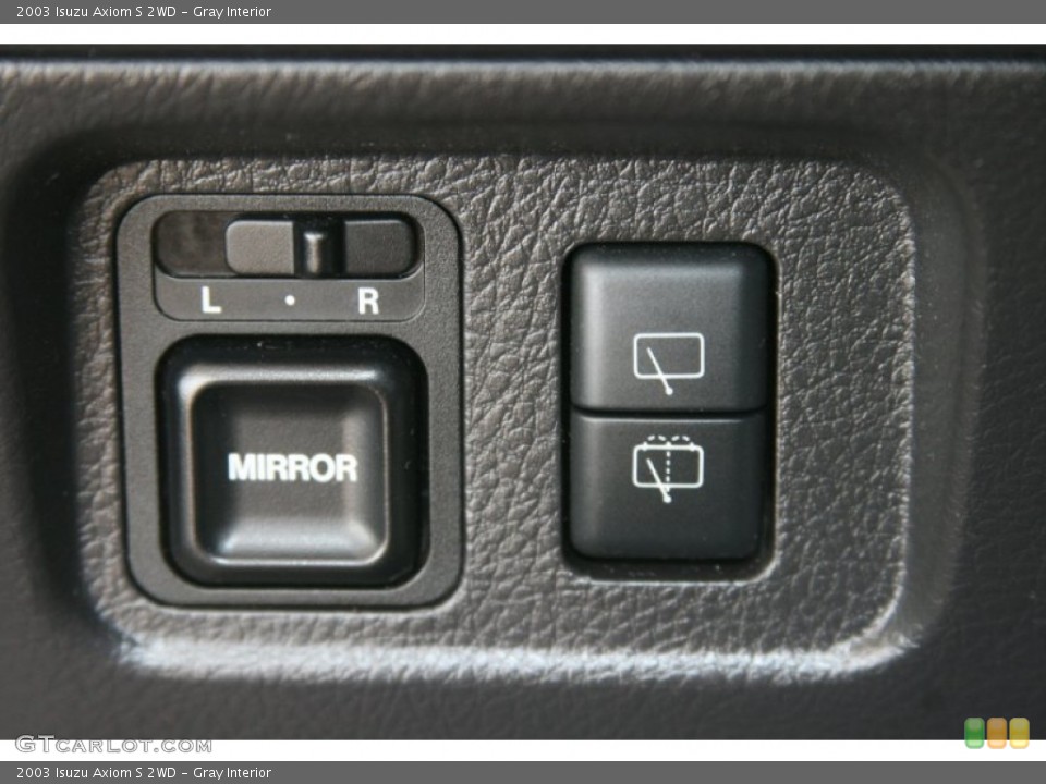 Gray Interior Controls for the 2003 Isuzu Axiom S 2WD #50818065