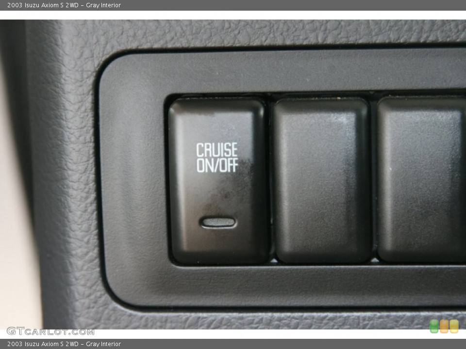 Gray Interior Controls for the 2003 Isuzu Axiom S 2WD #50818080
