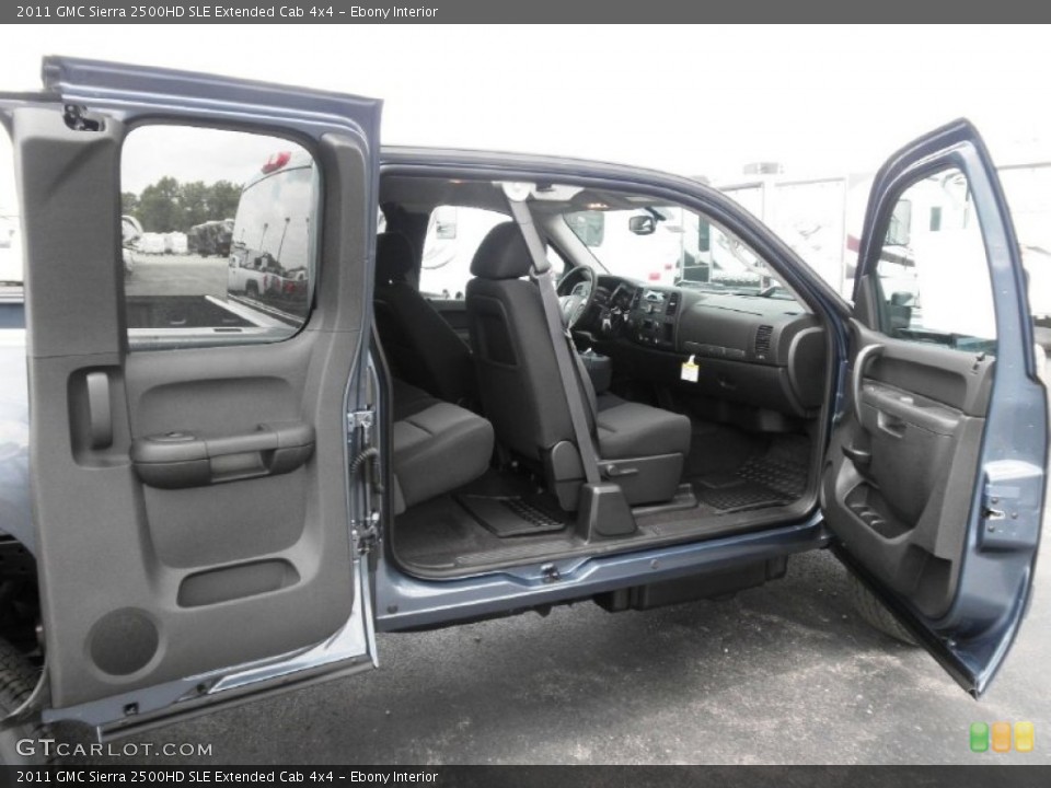 Ebony Interior Photo for the 2011 GMC Sierra 2500HD SLE Extended Cab 4x4 #50819268