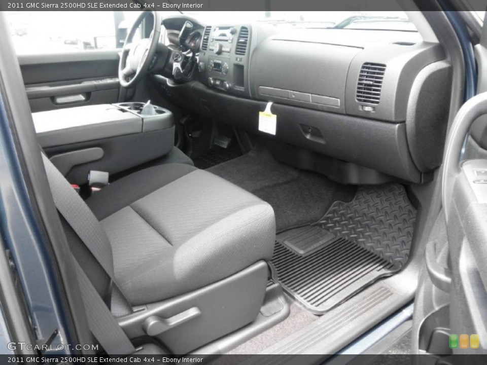 Ebony Interior Photo for the 2011 GMC Sierra 2500HD SLE Extended Cab 4x4 #50819298