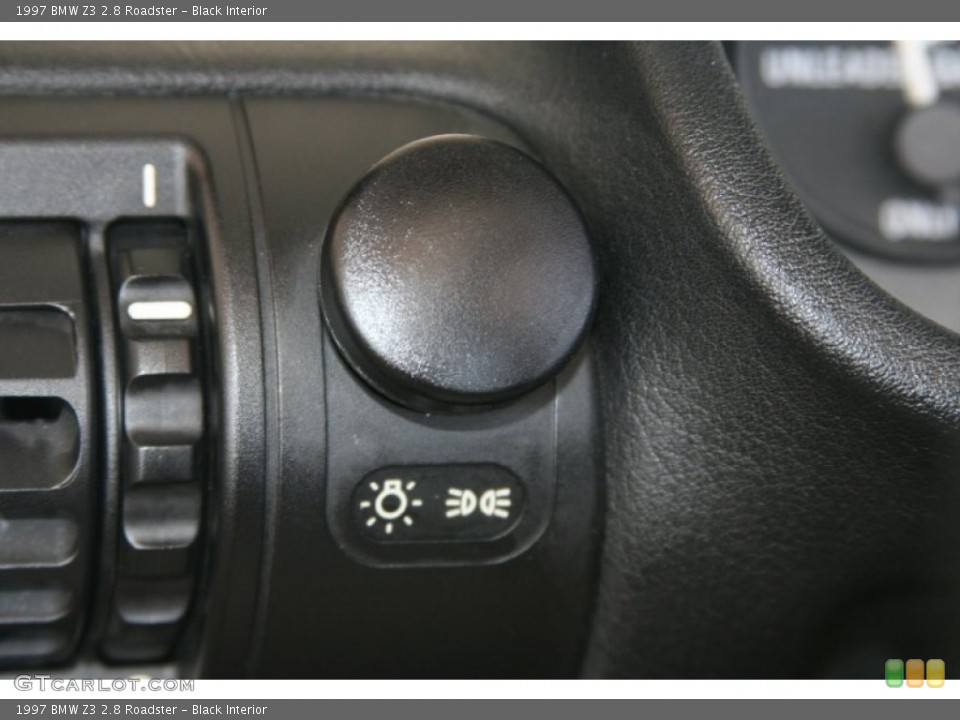 Black Interior Controls for the 1997 BMW Z3 2.8 Roadster #50823075