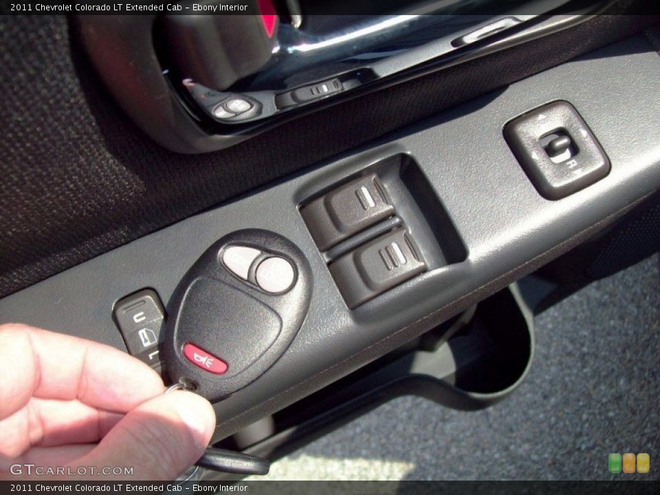 Ebony Interior Controls for the 2011 Chevrolet Colorado LT Extended Cab #50824452