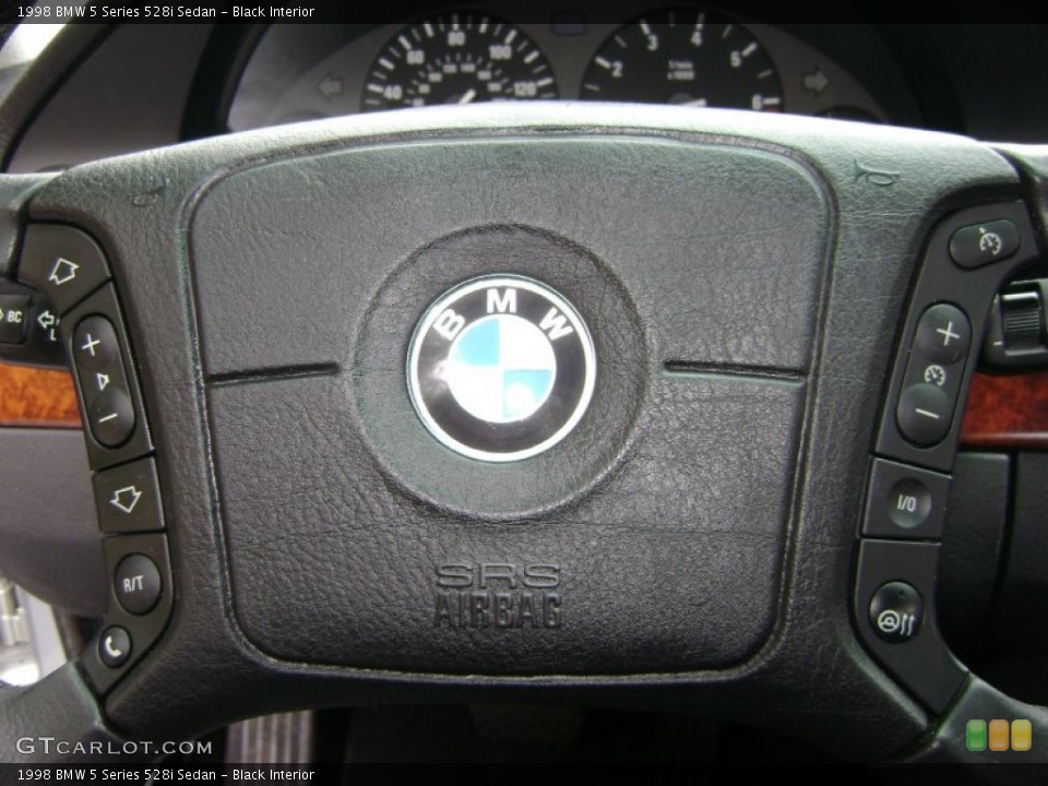 Black Interior Controls for the 1998 BMW 5 Series 528i Sedan #50829204