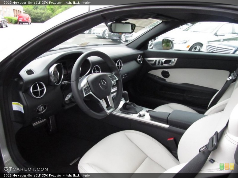 Ash/Black 2012 Mercedes-Benz SLK Interiors